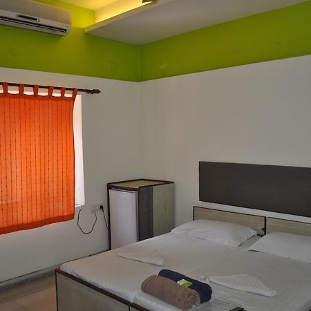 Hotel Kabli Nowe Delhi Zewnętrze zdjęcie