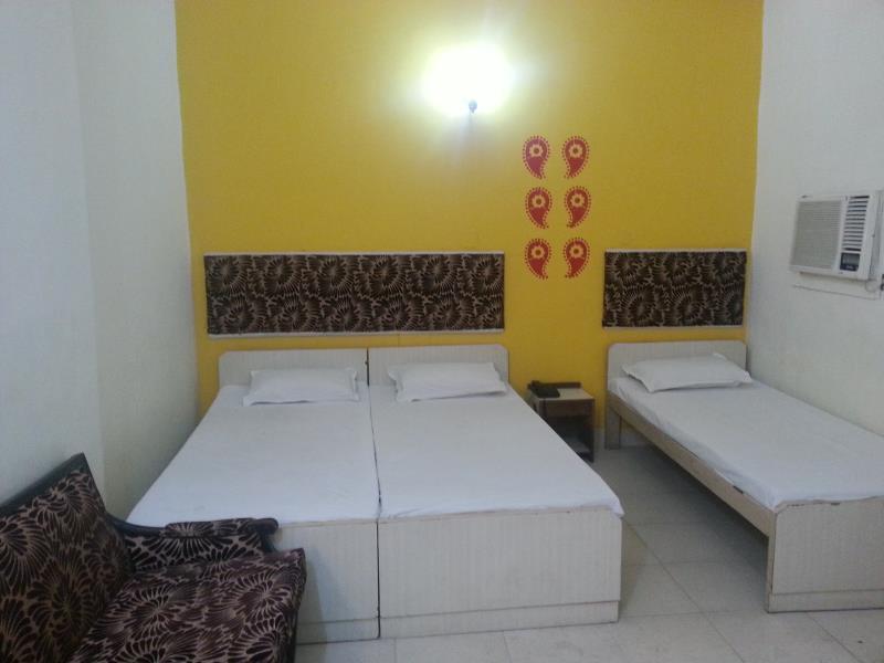 Hotel Kabli Nowe Delhi Zewnętrze zdjęcie